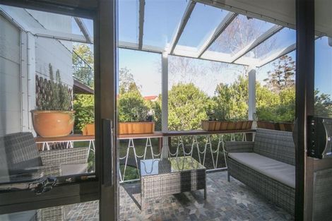 Photo of property in 12/31 Blease Street, New Lynn, Auckland, 0600