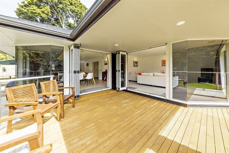 Photo of property in 23 Tuakura Way, The Gardens, Auckland, 2105