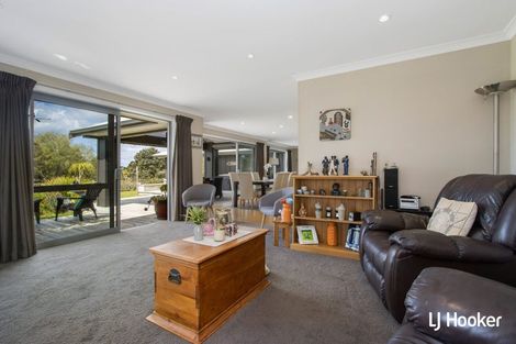 Photo of property in 17 Browns Drive, Waihi Beach, 3611