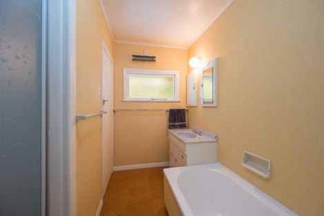 Photo of property in 33 Maire Street, Tahunanui, Nelson, 7011