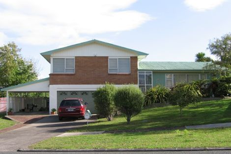 Photo of property in 29 Luton Avenue, Sunnyhills, Auckland, 2010