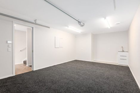 Photo of property in 3 Pakura Place, Wainuiomata, Lower Hutt, 5014