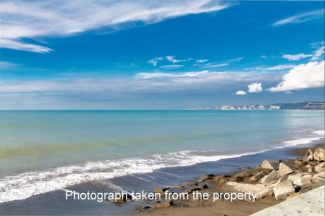 Photo of property in 13 Clifton Road, Haumoana, 4102