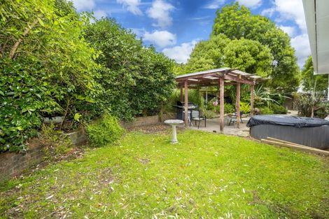 Photo of property in 19 Beryl Grove, Birchville, Upper Hutt, 5018