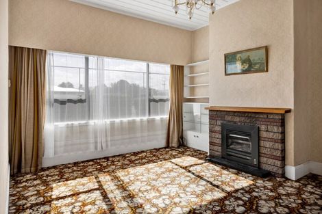 Photo of property in 16 Old South Road, Okato, 4335