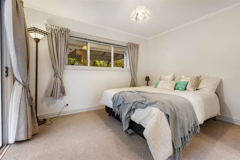 Photo of property in 4 Kitewaho Road, Swanson, Auckland, 0816