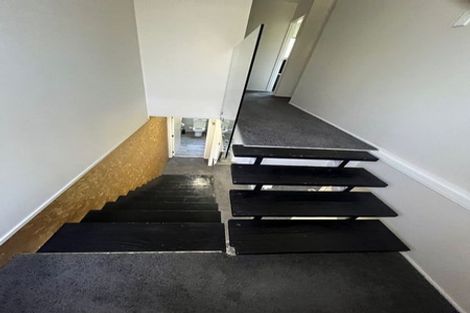 Photo of property in 6b Flamingo Court, Goodwood Heights, Auckland, 2105