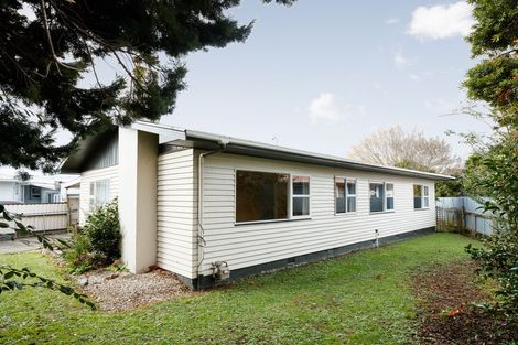 Photo of property in 5 Parkland Crescent, Terrace End, Palmerston North, 4410