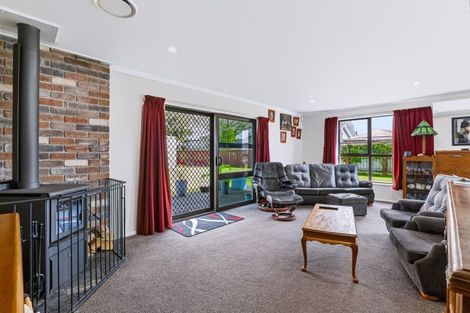 Photo of property in 15 Olivia Street, Stratford, 4332