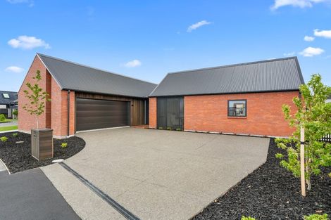 Photo of property in 13 Frank Ernest Crescent, Prebbleton, 7604