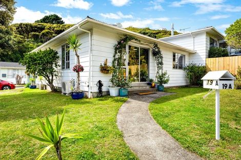 Photo of property in 1/19 Yarrow Place, Papakowhai, Porirua, 5024