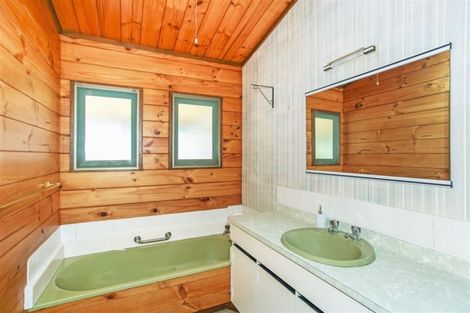 Photo of property in 97a Whiriwhiri Road, Waiuku, 2682