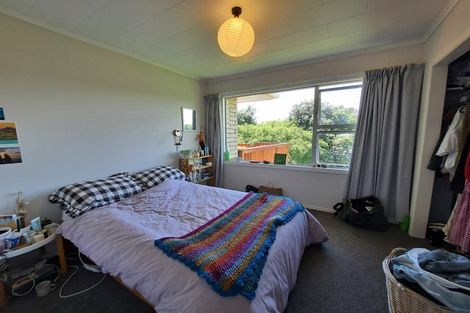 Photo of property in 10 Te Mara Place, Merrilands, New Plymouth, 4312