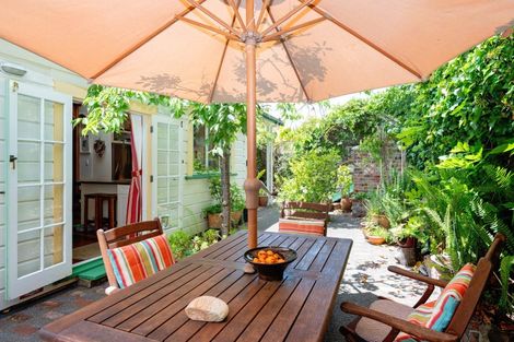 Photo of property in 7 Lincoln Road, Bluff Hill, Napier, 4110