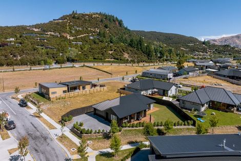 Photo of property in 5 Tahi Street, Albert Town, Wanaka, 9305