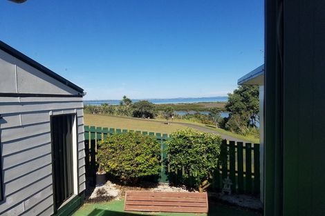 Photo of property in 97 Burundi Avenue, Clendon Park, Auckland, 2103