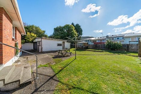 Photo of property in 35 Peck Street, Taita, Lower Hutt, 5011