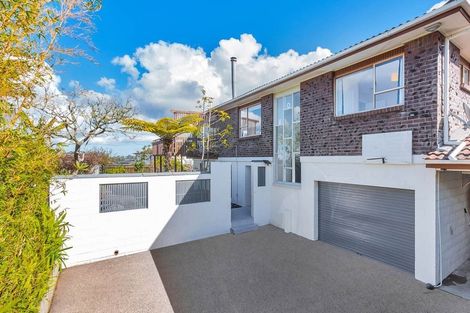 Photo of property in 2/14 Thelma Crescent, Torbay, Auckland, 0630