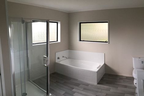 Photo of property in 1/13 Naviti Place, Browns Bay, Auckland, 0630