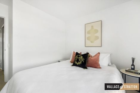 Photo of property in 148 Mcleod Road, Te Atatu South, Auckland, 0610