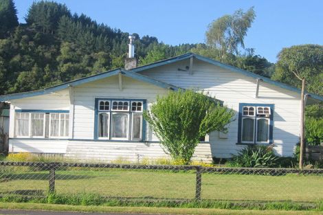 Photo of property in 14 Wackrow Street, Taumarunui, 3920