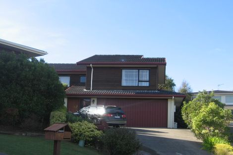 Photo of property in 25 Sailmaker Close, Whitby, Porirua, 5024