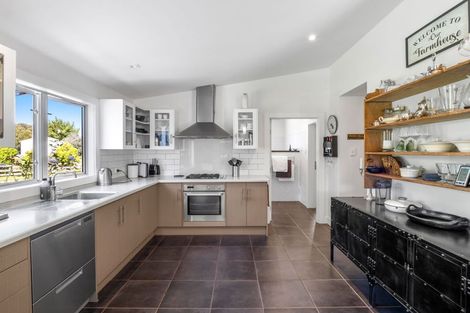 Photo of property in 260 Kaiwhaiki Road, Kaiwhaiki, Whanganui, 4575