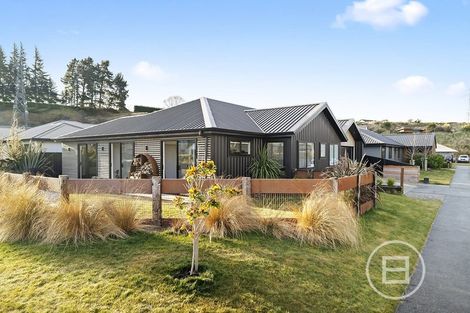 Photo of property in 52 Peterley Road, Lower Shotover, Queenstown, 9304