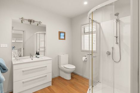 Photo of property in 30 Alderton Drive, Kerikeri, 0230