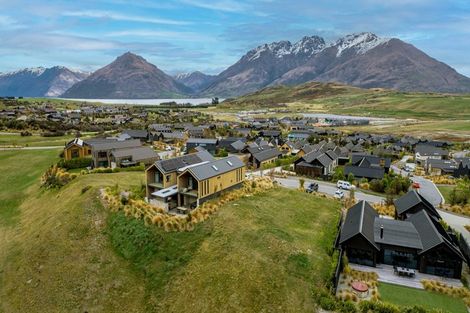 Photo of property in 24 Falconer Rise, Jacks Point, Queenstown, 9371