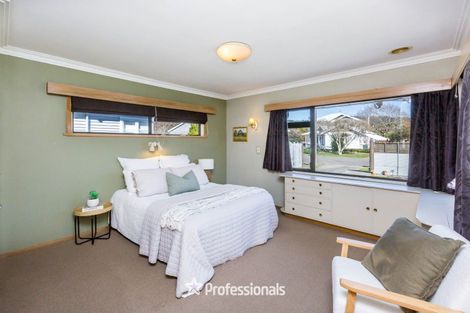 Photo of property in 8 Coates Grove, Silverstream, Upper Hutt, 5019