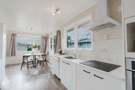 Photo of property in 39 Lilac Street, Melville, Hamilton, 3206