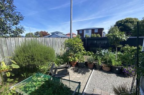 Photo of property in 2 Edward Avenue, Edgeware, Christchurch, 8013