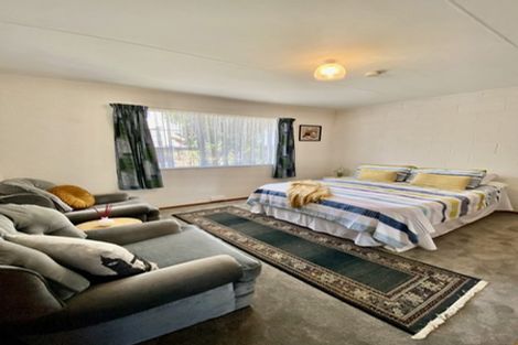 Photo of property in 12a Bell Street, Tawa, Wellington, 5028