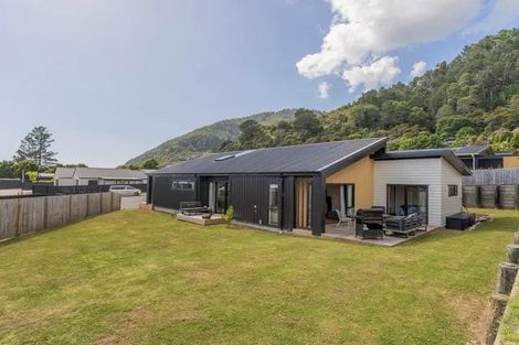 Photo of property in 9 Lynette Place, Pauanui, 3579