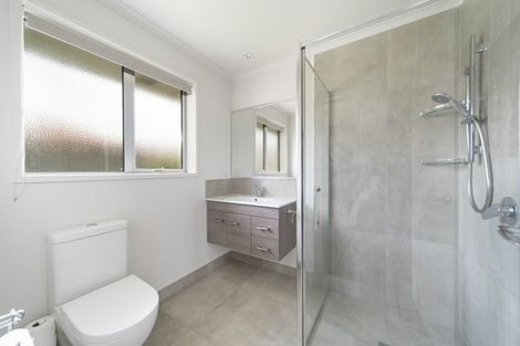 Photo of property in 2 Roto View, One Tree Point, 0118