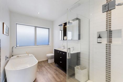 Photo of property in 28 Ernest Kemp Rise, Wharewaka, Taupo, 3330