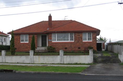Photo of property in 15 Seddon Avenue, Papatoetoe, Auckland, 2104