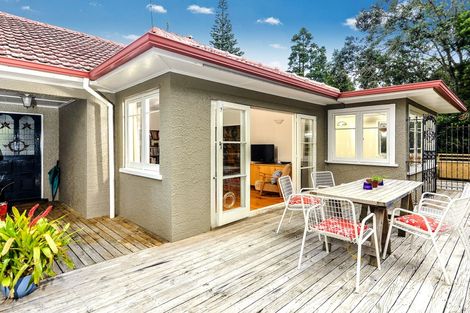 Photo of property in 11 Tane Road, Laingholm, Auckland, 0604