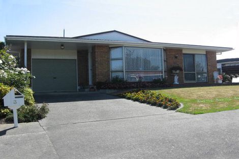 Photo of property in 3 Shelton Place, Feilding, 4702