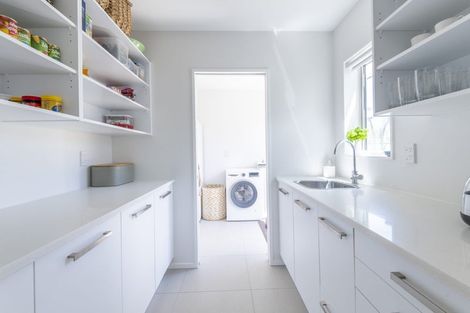 Photo of property in 4 Foxham Terrace, Churton Park, Wellington, 6037