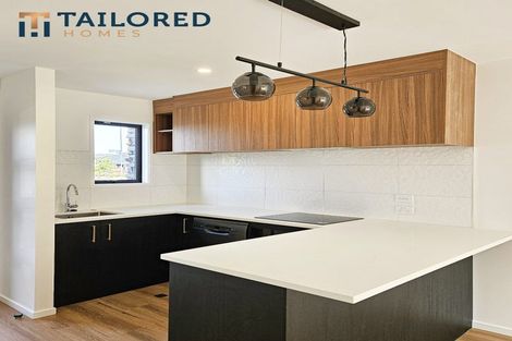 Photo of property in 12 Valiant Street, Mangere, Auckland, 2022