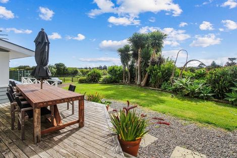 Photo of property in 42 Boyd Road, Clarks Beach, Pukekohe, 2679