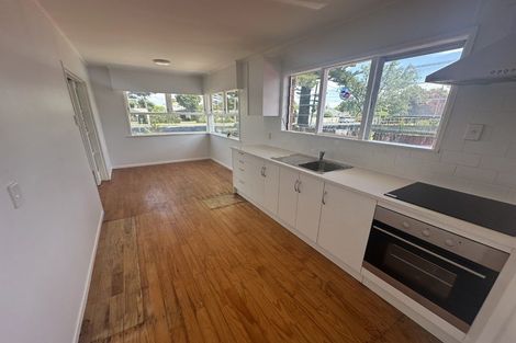 Photo of property in 135 Weymouth Road, Manurewa, Auckland, 2102