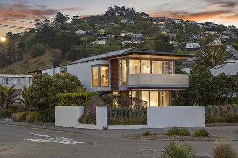 Photo of property in 2 Burgess Street, Sumner, Christchurch, 8081