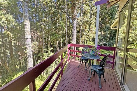 Photo of property in 11 Fitzpatrick Place, Chatswood, Auckland, 0626