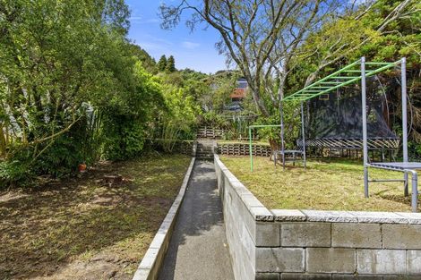 Photo of property in 21 Holland Street, Wainuiomata, Lower Hutt, 5014
