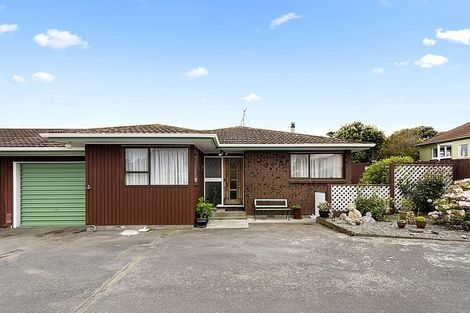 Photo of property in 66c Main Road, Titahi Bay, Porirua, 5022