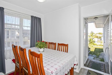 Photo of property in 25 Mcannalley Street, Manurewa East, Auckland, 2102
