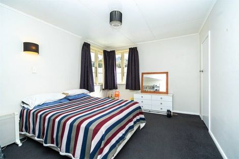 Photo of property in 18 Dowding Street, Melville, Hamilton, 3206